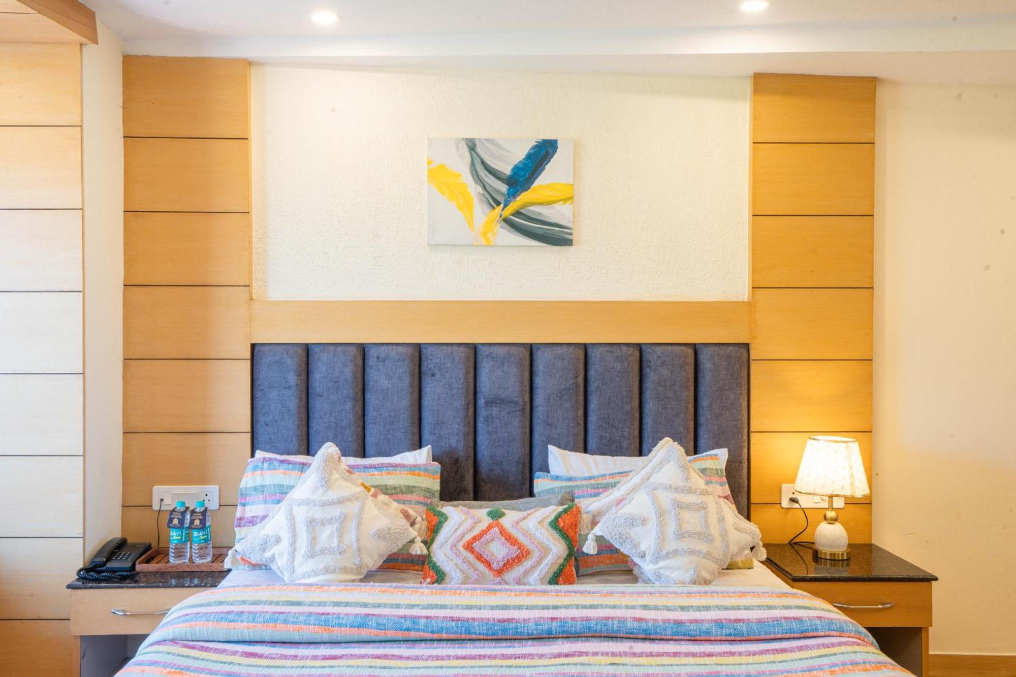 Super Hotel By Perfectstayz Mall Road Mussoorie Luaran gambar